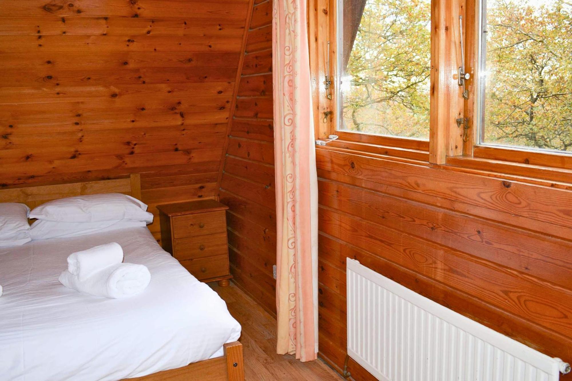 Peaceful Cowslip Lodge - Finlake Spa Resort In Devon Chudleigh Esterno foto